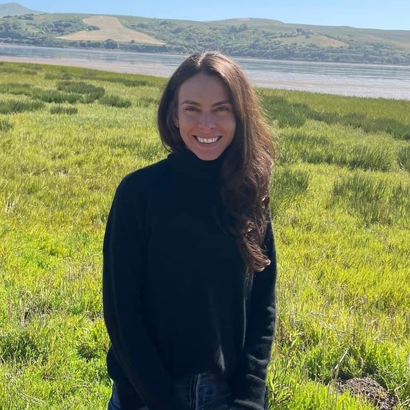 Meet your Posher, Carrie - Picture 1 of 1